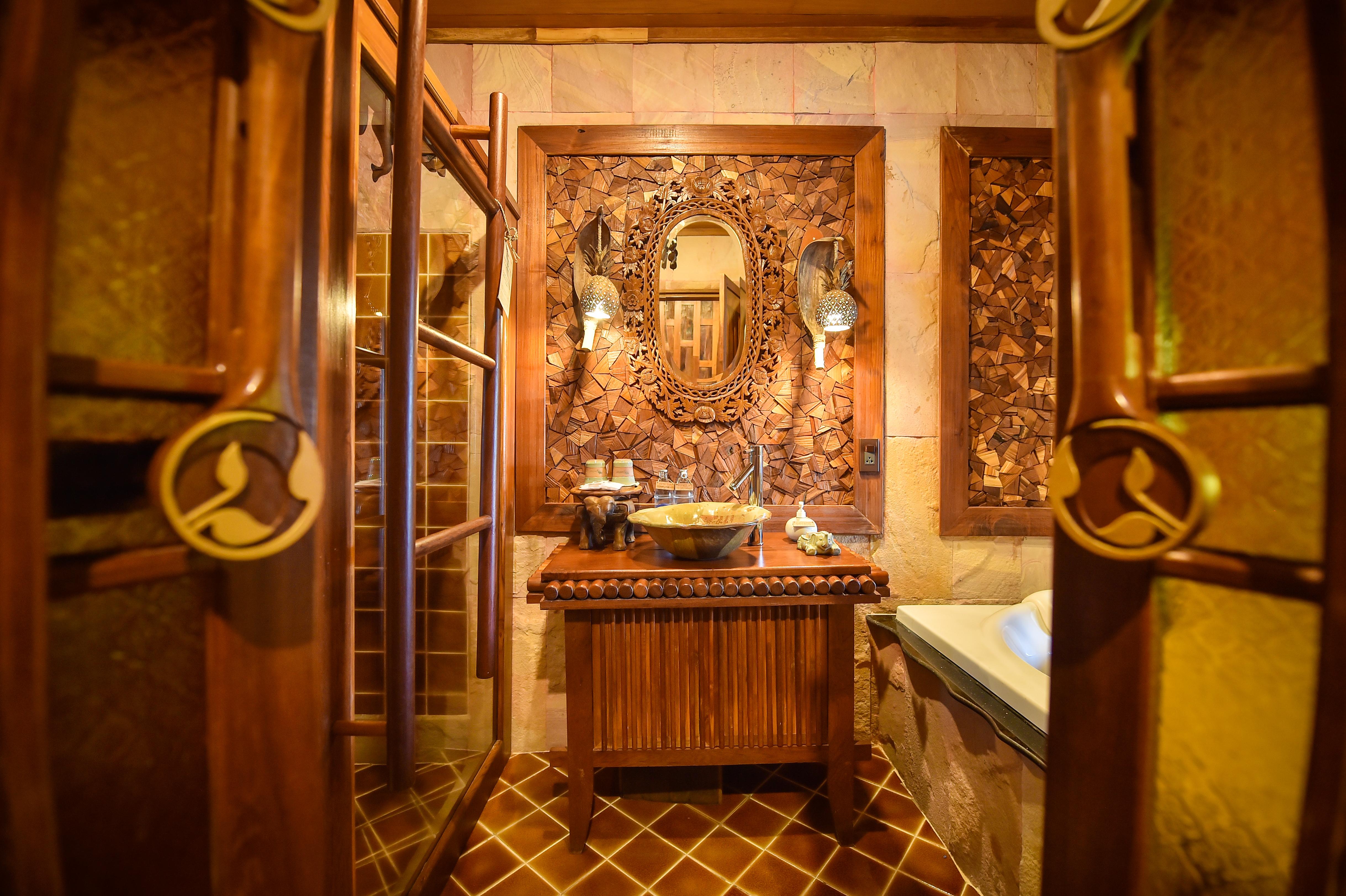 Santhiya Koh Phangan Resort And Spa 外观 照片 Bathroom