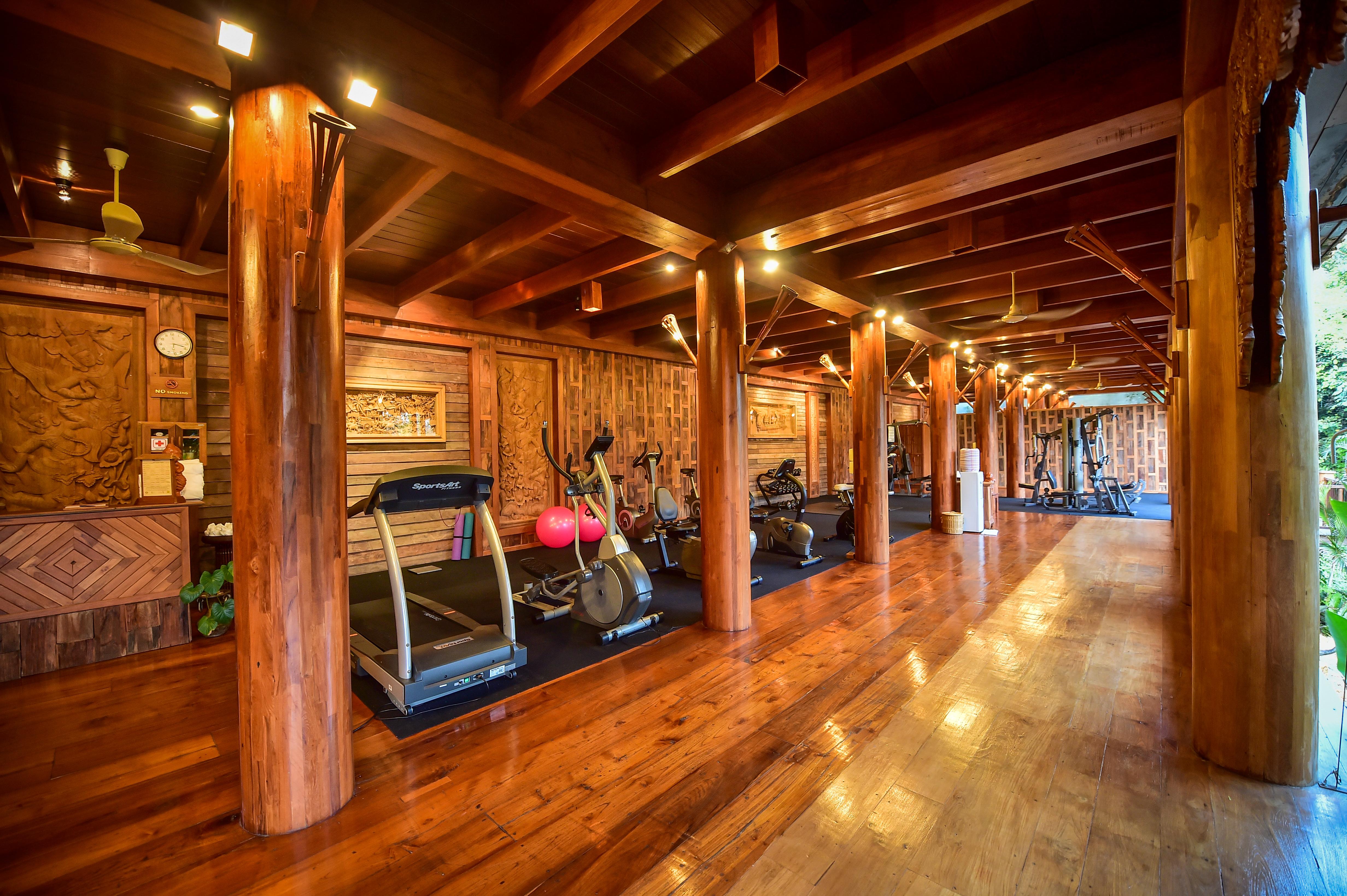 Santhiya Koh Phangan Resort And Spa 外观 照片 The gym at the Four Seasons Resort