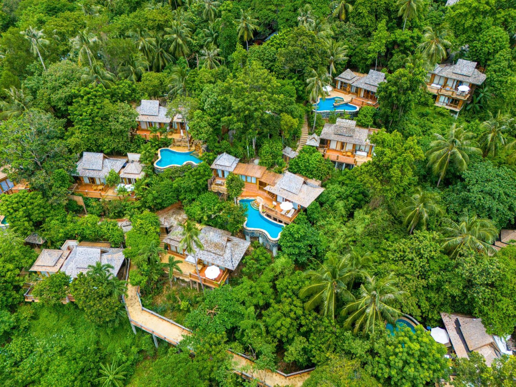 Santhiya Koh Phangan Resort And Spa 外观 照片 Aerial view of the resort
