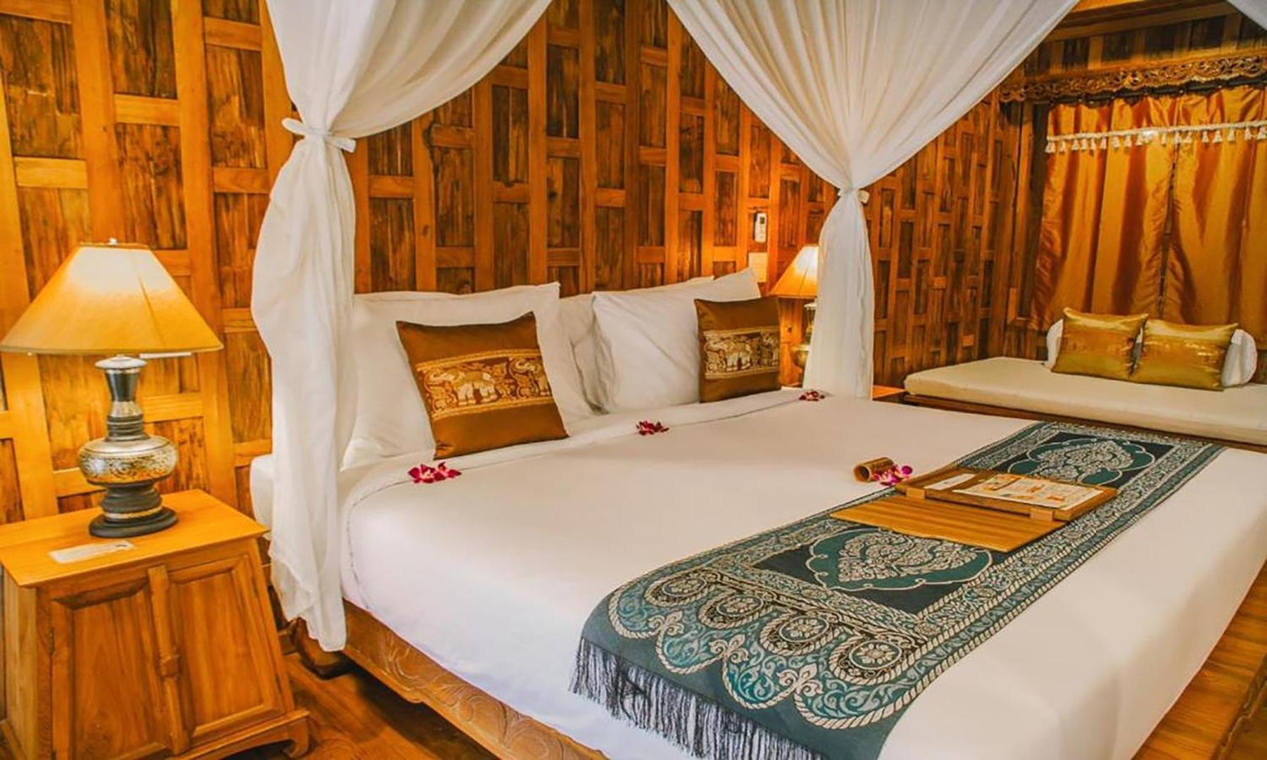 Santhiya Koh Phangan Resort And Spa 外观 照片 A bedroom at the resort