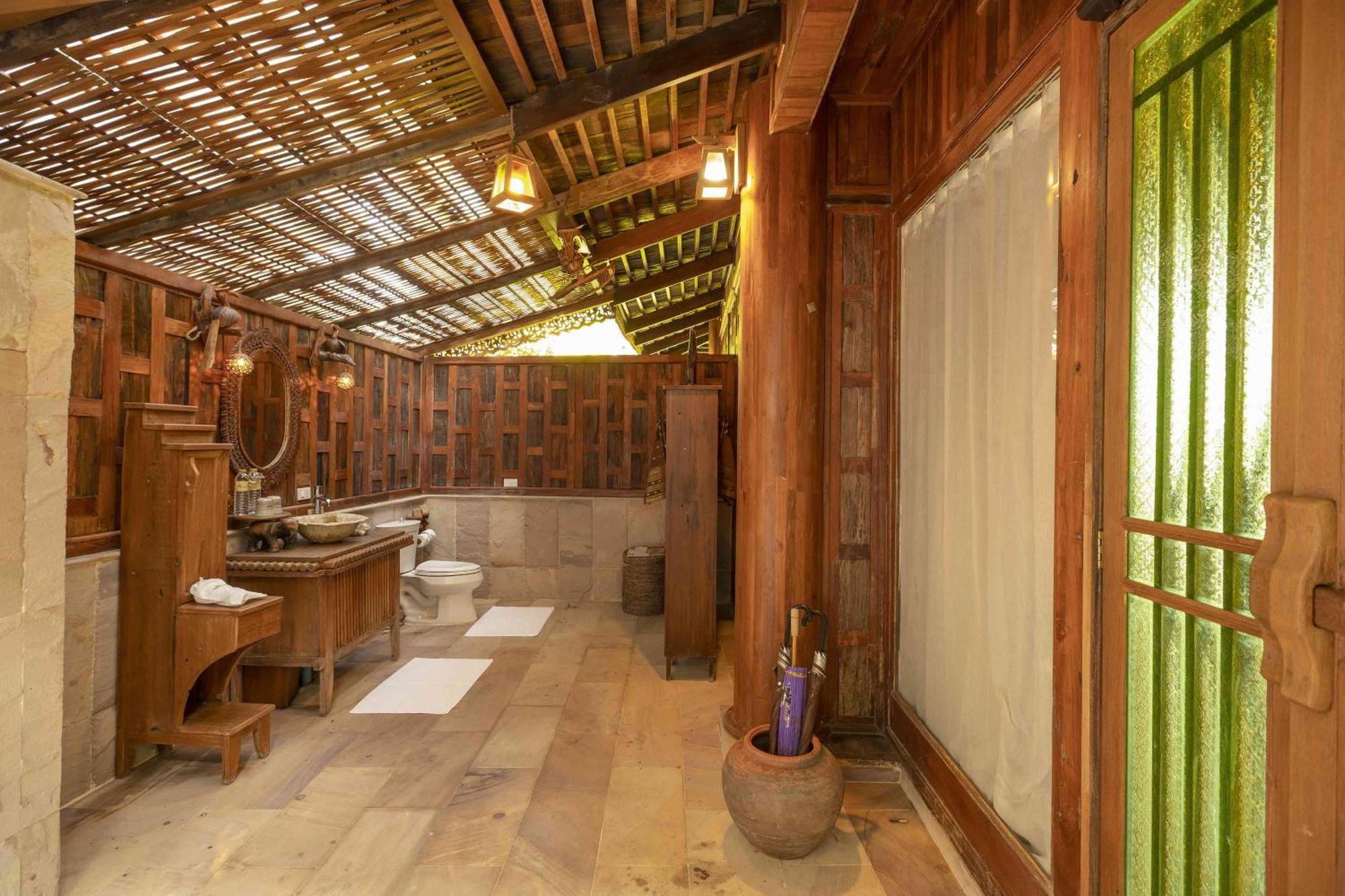 Santhiya Koh Phangan Resort And Spa 外观 照片 A modern onsen in Tokyo