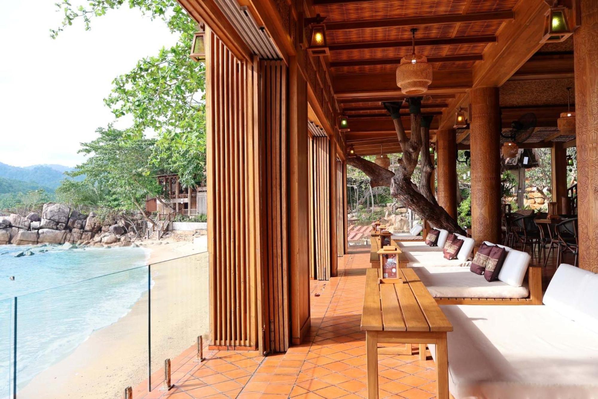 Santhiya Koh Phangan Resort And Spa 外观 照片 The Beach Club