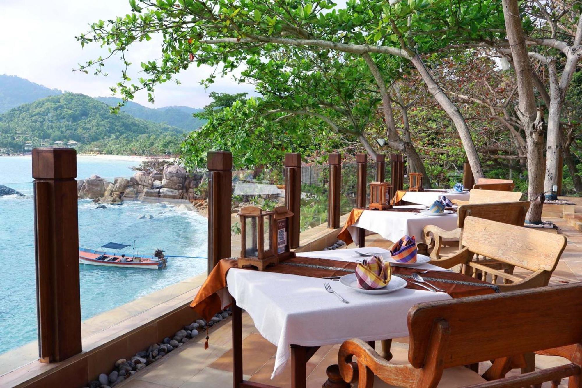 Santhiya Koh Phangan Resort And Spa 外观 照片 The restaurant at the resort
